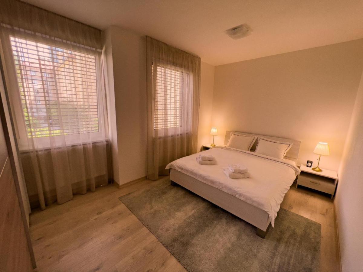 Elegant Escape Apartment I - City Centre 布拉迪斯拉发 外观 照片