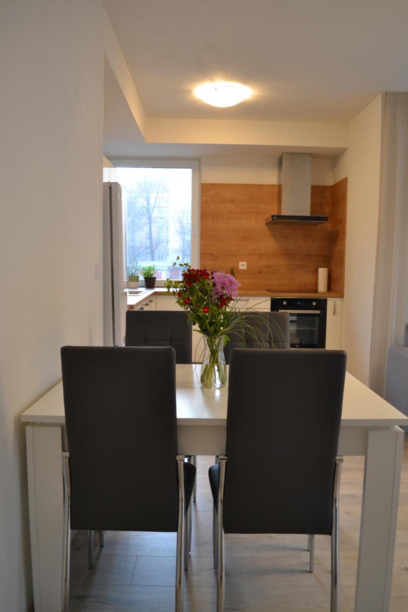 Elegant Escape Apartment I - City Centre 布拉迪斯拉发 外观 照片